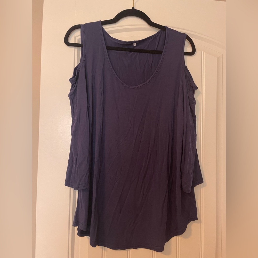 Cold shoulder top